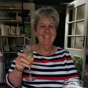 Meet your Posher, Joane